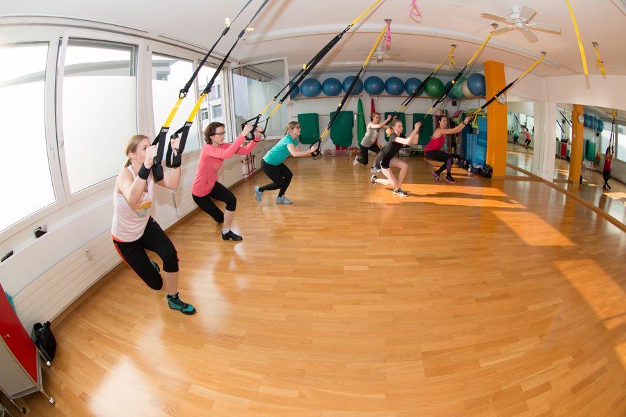 10_Tag_der_offenen_Tuer_gratis_Workshop_TRX_1_Fitness_Paradies.jpg