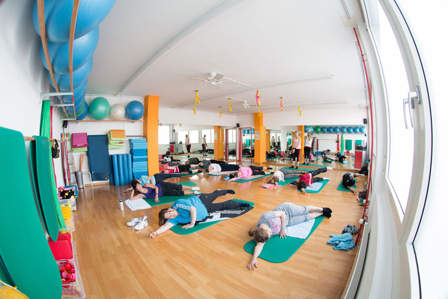 4_Tag_der_offenen_Tuer_gratis_Workshop_Pilates_2_Fitness_Paradies.jpg